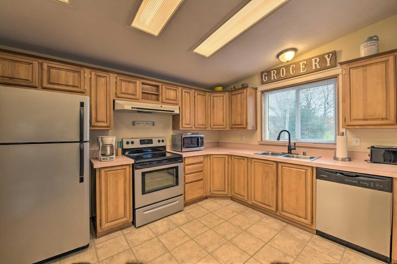 Cute Cottage With Deck Walk 115 Ft To Brewery And Cafe Poulsbo Extérieur photo
